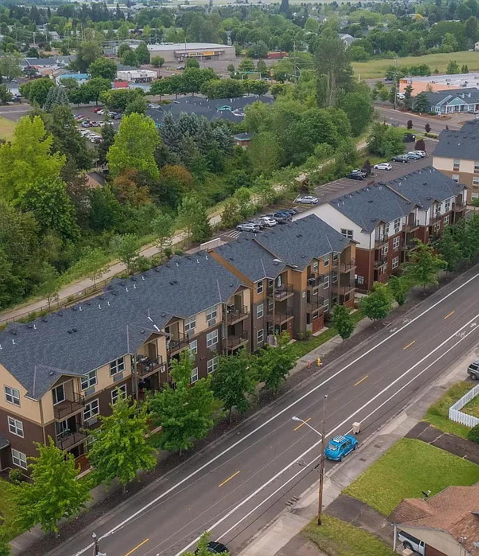 Riverbend Apartments — Photo 1