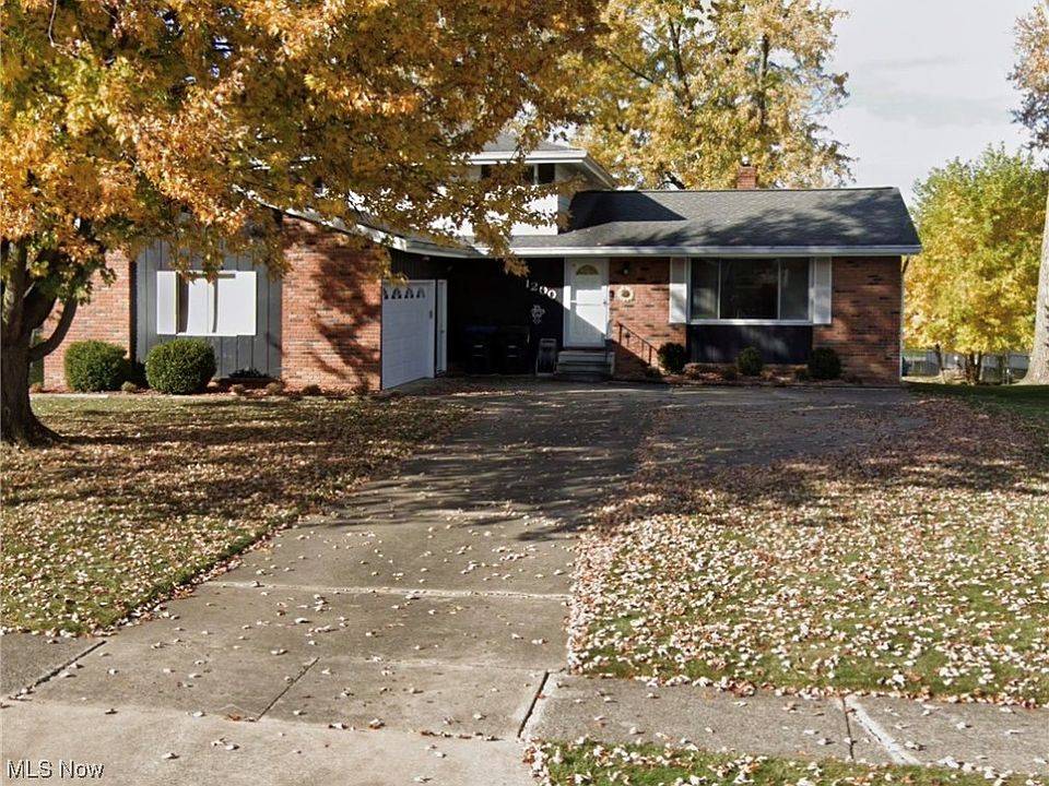 1st image of 1200 Mulberry Ln