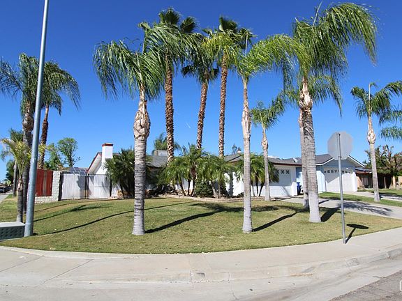 2nd image of 220 Galaxy Ave