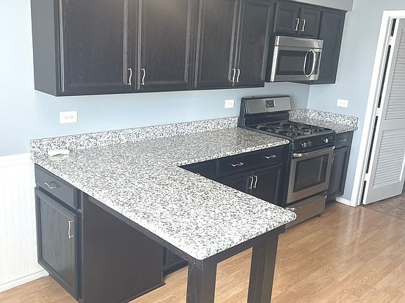 3rd image of 8429 162nd Pl APT 4
