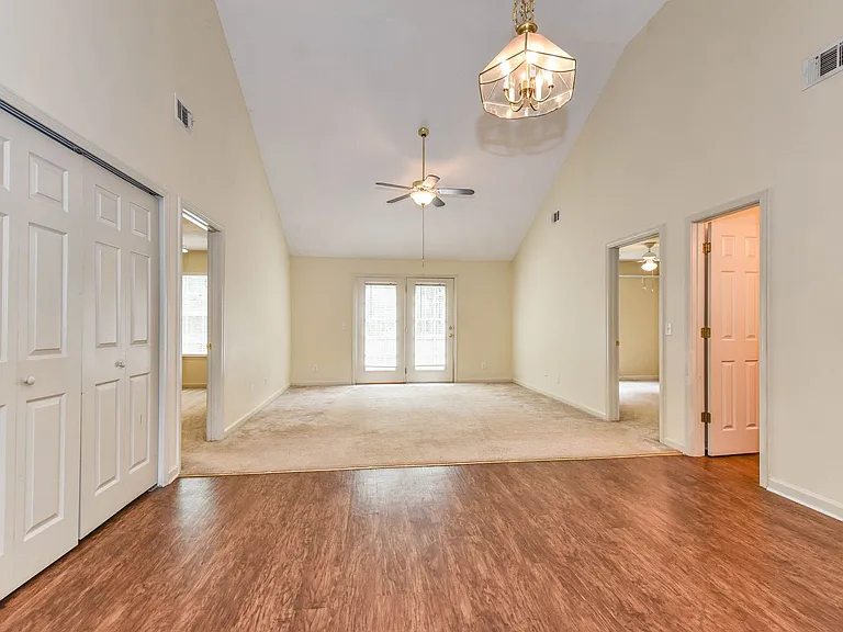 665 Rushing St — Photo 3