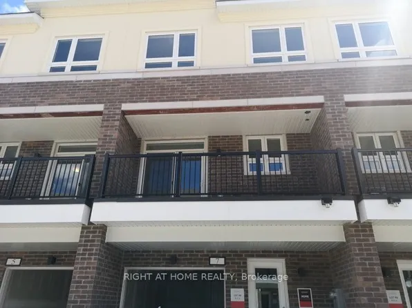 7 Massachusetts Ln, Markham, ON L6E 0V6