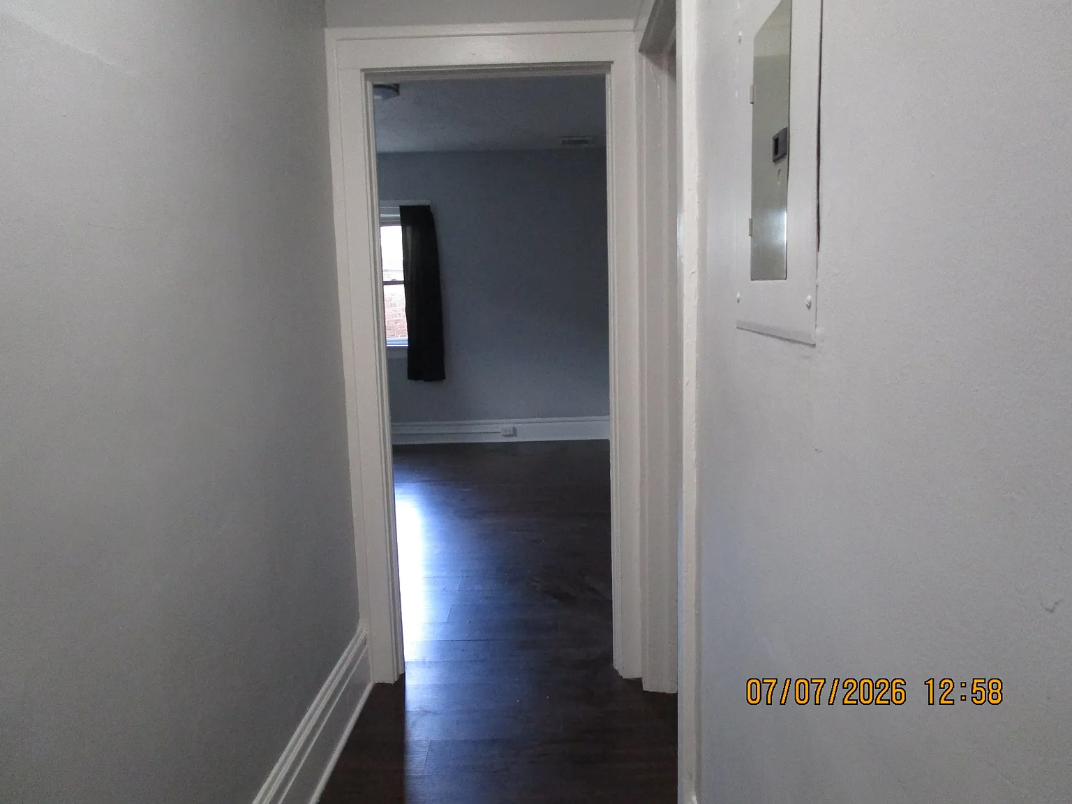 913 1/2 E Market St - 3 — Photo 3