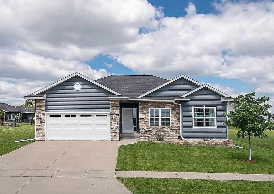 1st image of 1610 Stone Creek Cir
