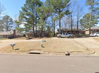 115 Woodstone Pl #B, Clinton, MS 39056