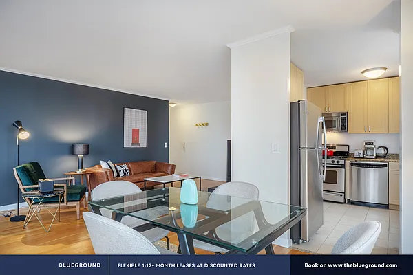 Rented by The Blueground | media 4