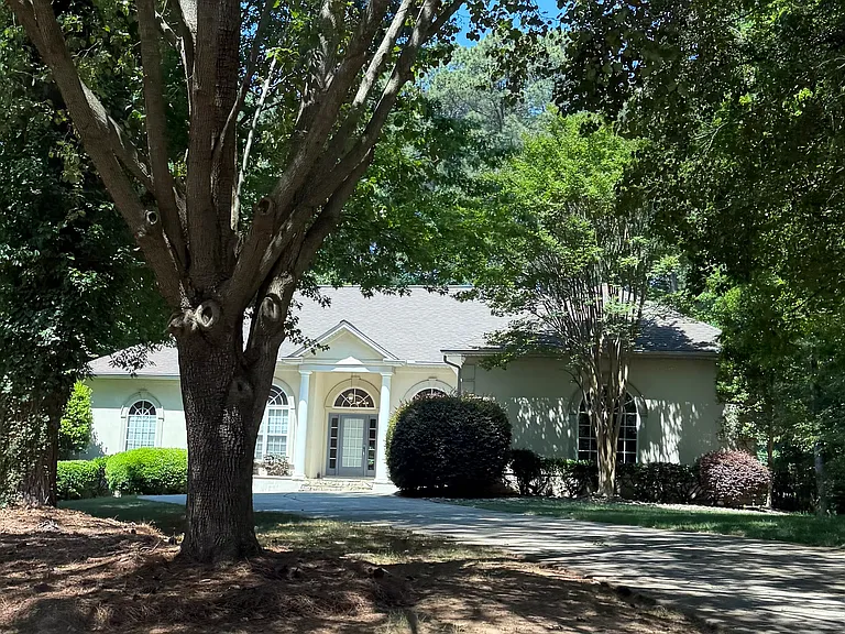 2587 Penngate Dr — Photo 34