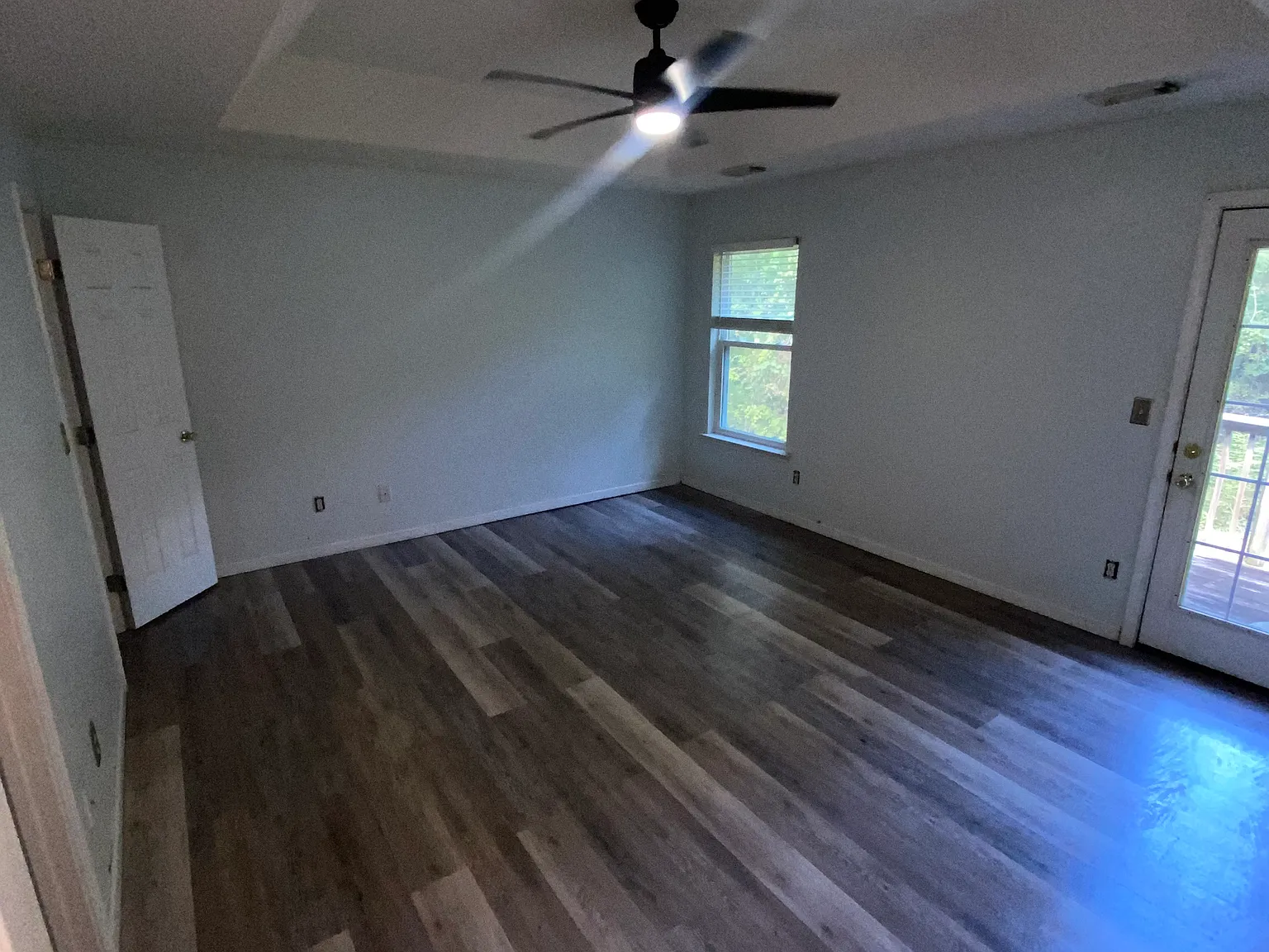 3 bed, 1272 sqft, $1,590 — Photo 3