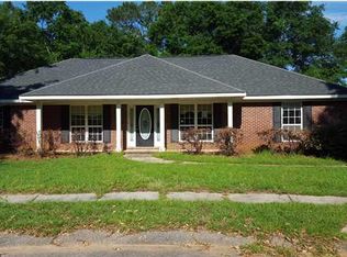 5447 Amanda Ct, Theodore, AL 36582