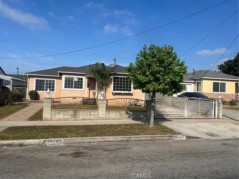 14707 S Denver Ave — Photo 1
