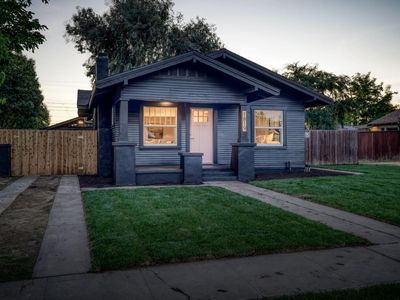 1819 N Vagedes Ave, Fresno, CA, 93705