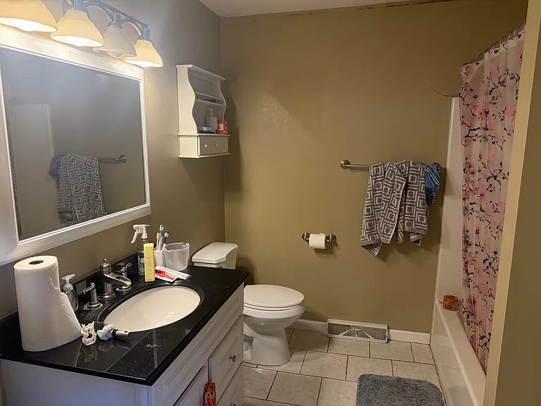 569 Highwood Cir — Photo 29