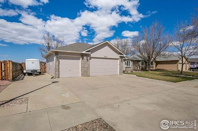 1st image of 2767 Serena Dr
