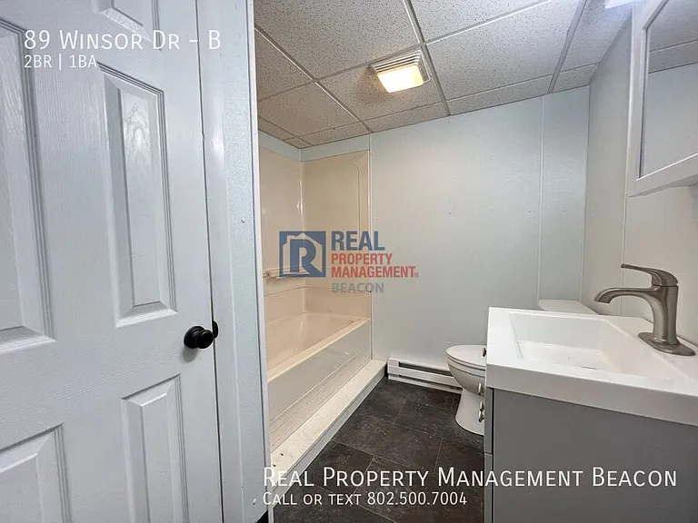 89 Winsor Dr #B — Photo 3