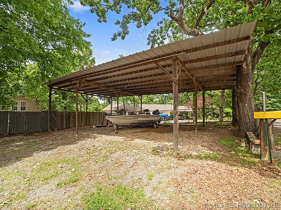 2nd image of 3192 W Hickory Hills Dr