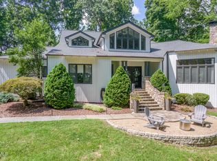 3612 Honeywood Dr, Johnson City, TN 37604