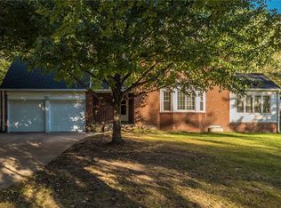 2741 51st St, Des Moines, IA 50310