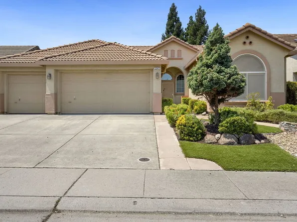 2347 Amber Falls Dr, Rocklin, CA 95765