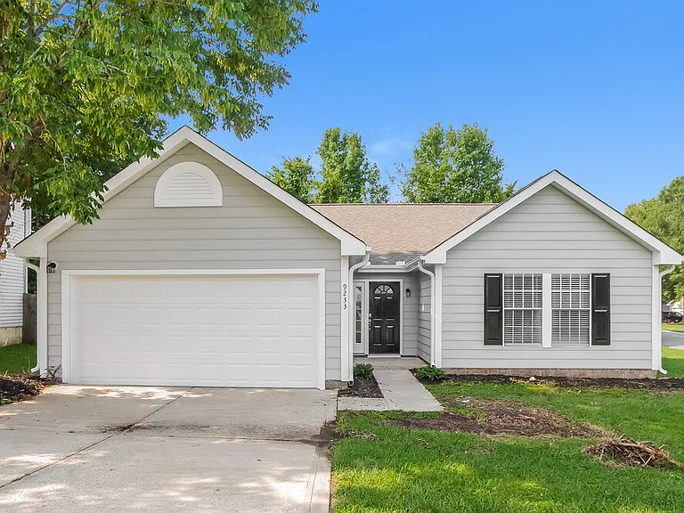 9233 Oren Thompson Rd — Photo 1