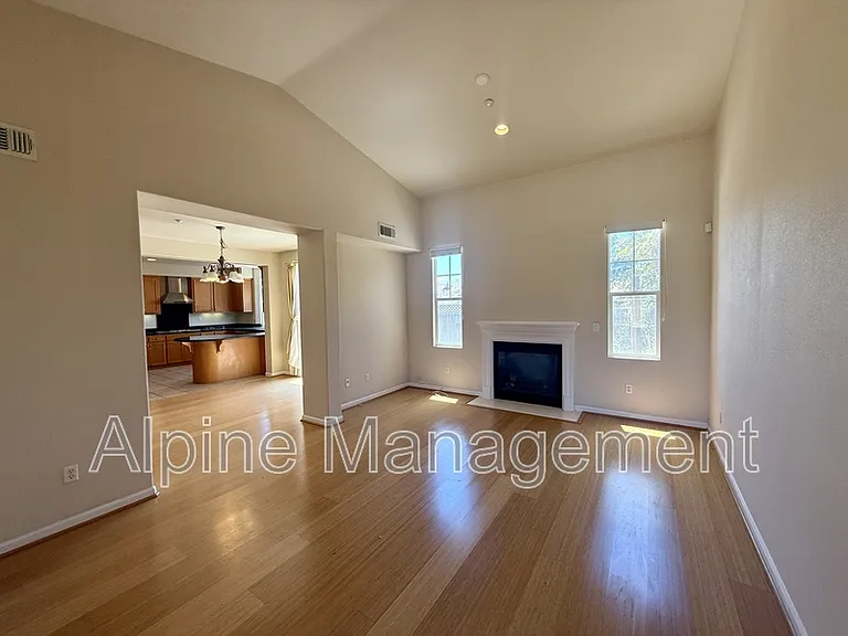 4373 Red Maple Way — Photo 3