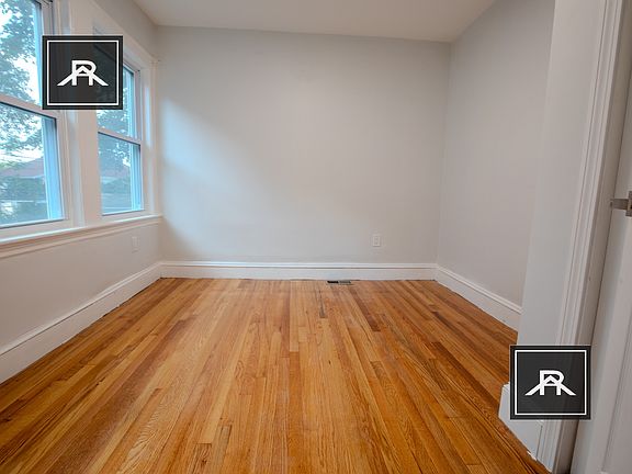 3rd image of 48 Greycliff Rd #2