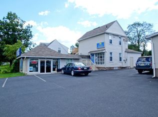 919 N 9th St, Stroudsburg, PA 18360