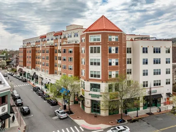 48 S Park St Unit 517, Montclair, NJ 07042