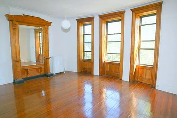 Rented by Alta Real Estate | media 32