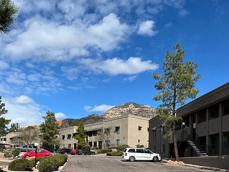 Shadowbrook Apartments-Scenic Living in Sedona — Photo 74