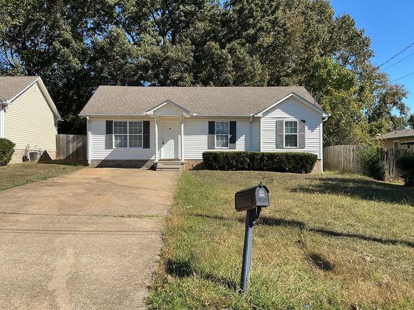12 Woodberry Trl