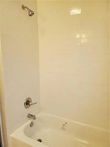 8420 Stroelitz St — Photo 8