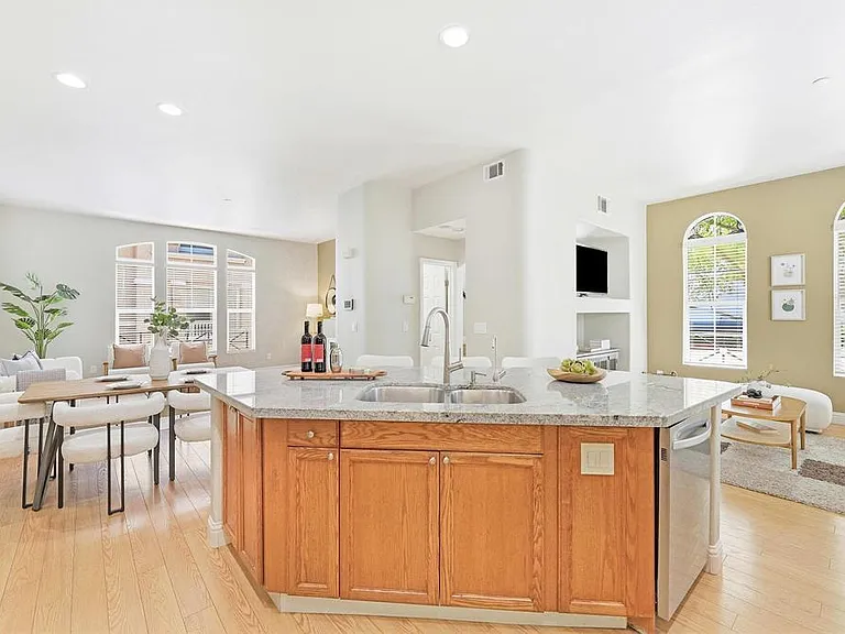 895 Inspiration Pl — Photo 20