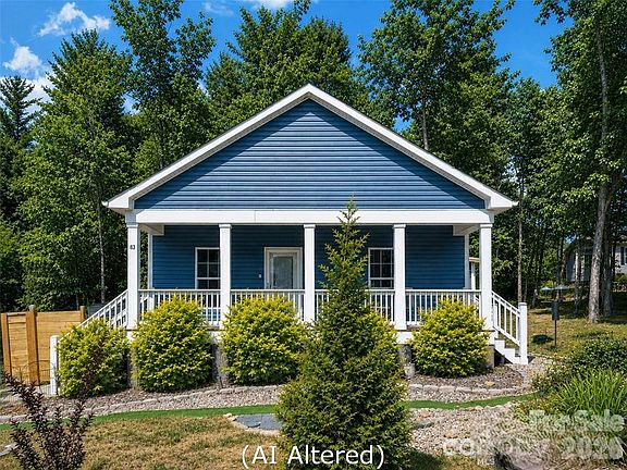 4th image of 83 Moss Hill Dr