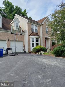 95 Dolington Rd, Yardley, PA, 19067
