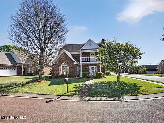 2nd image of 4488 Westminister Cir