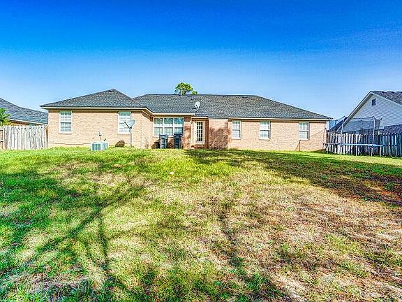 4th image of 3226 Warwick Pl