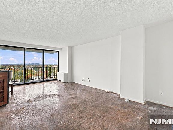 5th image of 277 Prospect Avenue #11B
