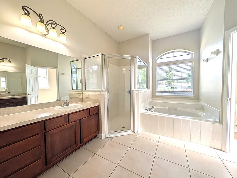 5190 Johnson Lake Ct — Photo 11