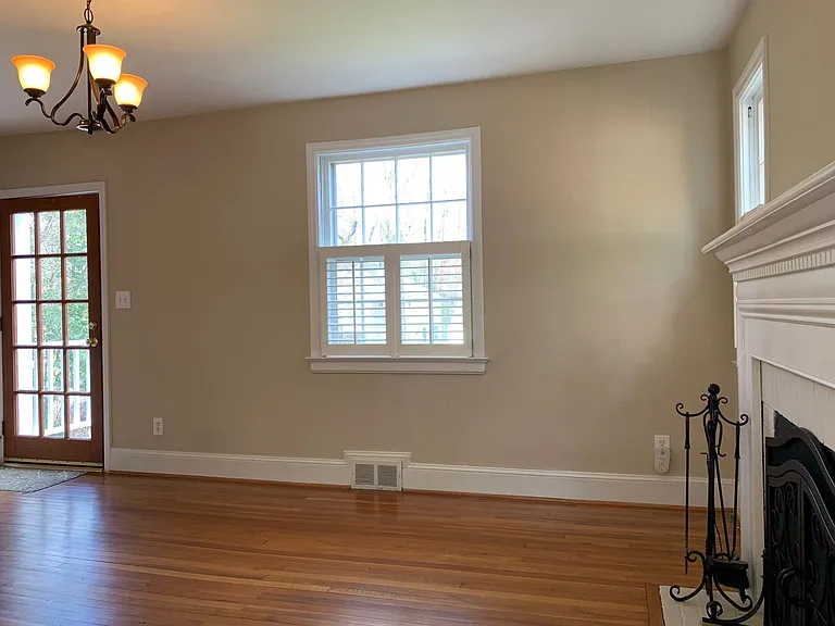 3017 Mayview Rd — Photo 3