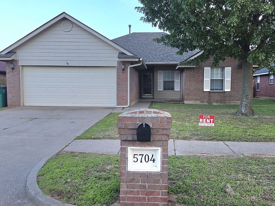 1st image of 5704 SE 87th St