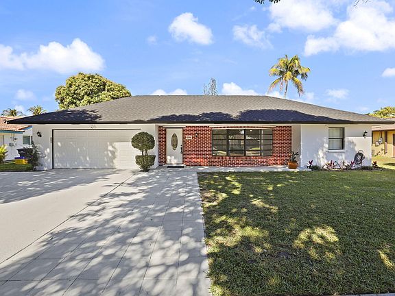 3rd image of 1667 39th Street
