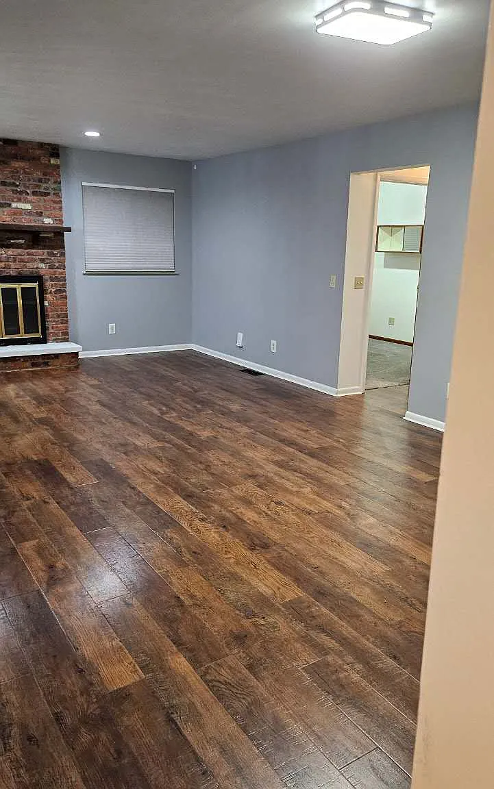 4 bed, 1558 sqft, $2,100 — Photo 3