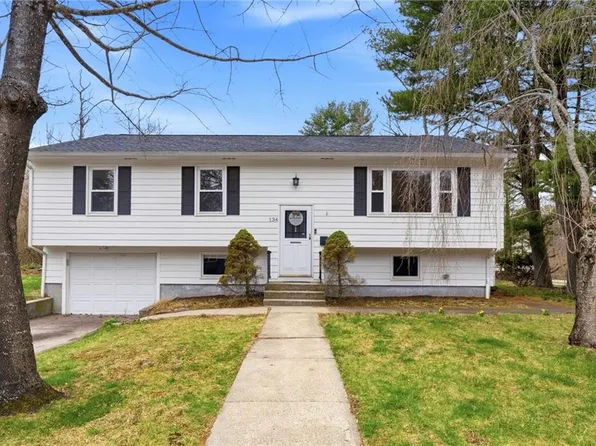 134 Broad St, Pascoag, RI 02859