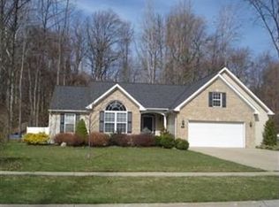 1246 Orchard Glen Dr, Amherst, OH 44001