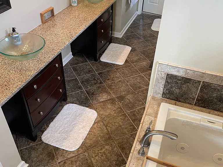 Fourth floor, full bathroom.
