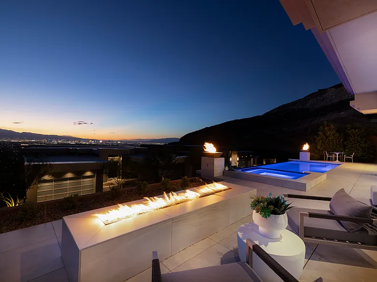 663 Palisade Rim Dr — Photo 35