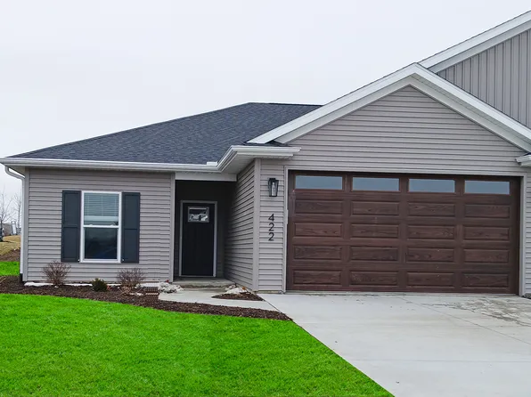 422 N 4th Ave, Eldridge, IA 52748