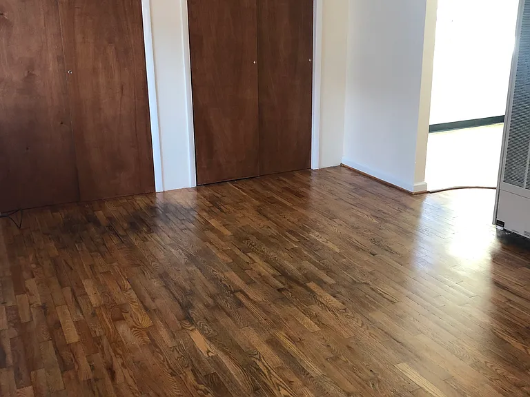 709 W 13th St #D — Photo 5