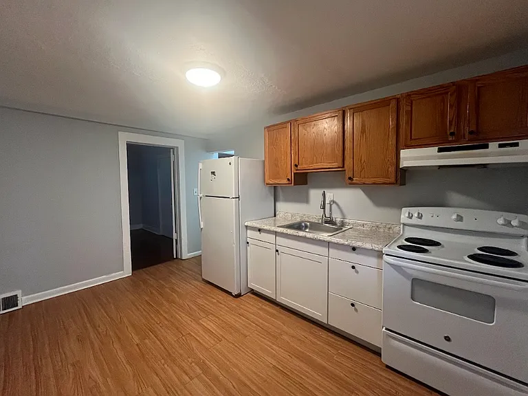 Coatesville - 112 Gibbons Ave — Photo 6