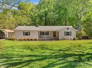 305 Smith Rd, Mount Holly, NC 28120